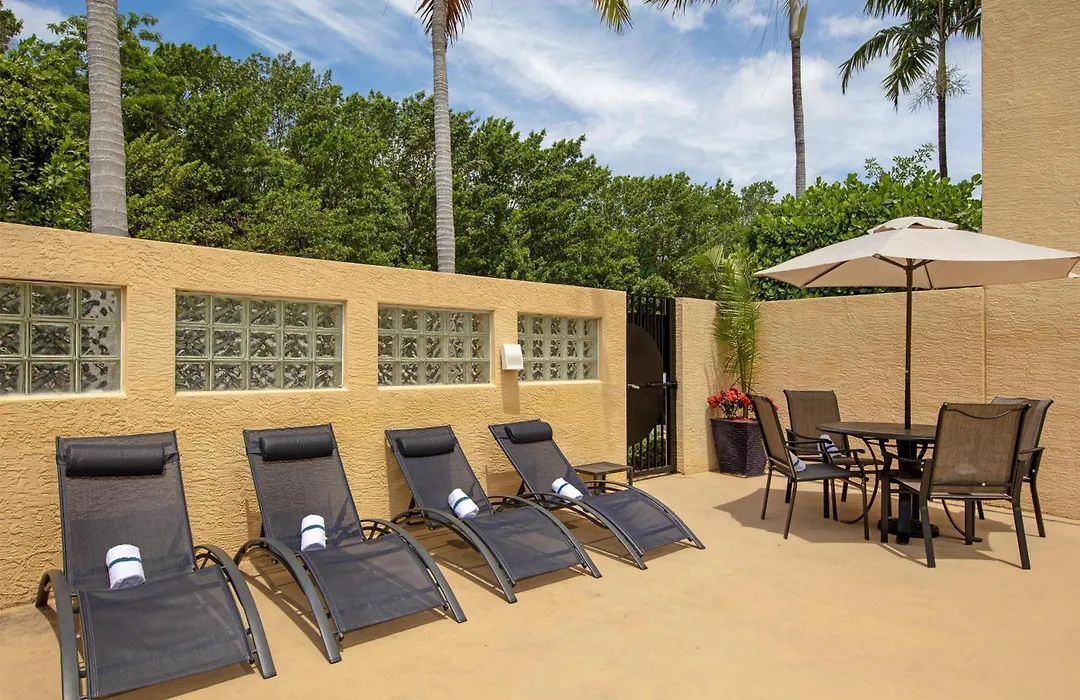 Best Western Plus Miami Executive Airport Hotel And Suites-1