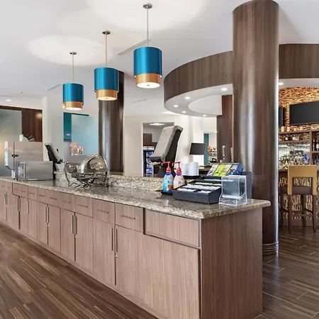 Best Western Plus Miami Executive Airport Hotel And Suites-3
